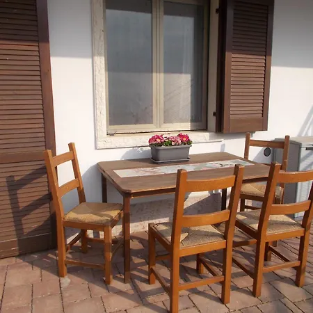 Apartment Casa Felicita Caprino Veronese